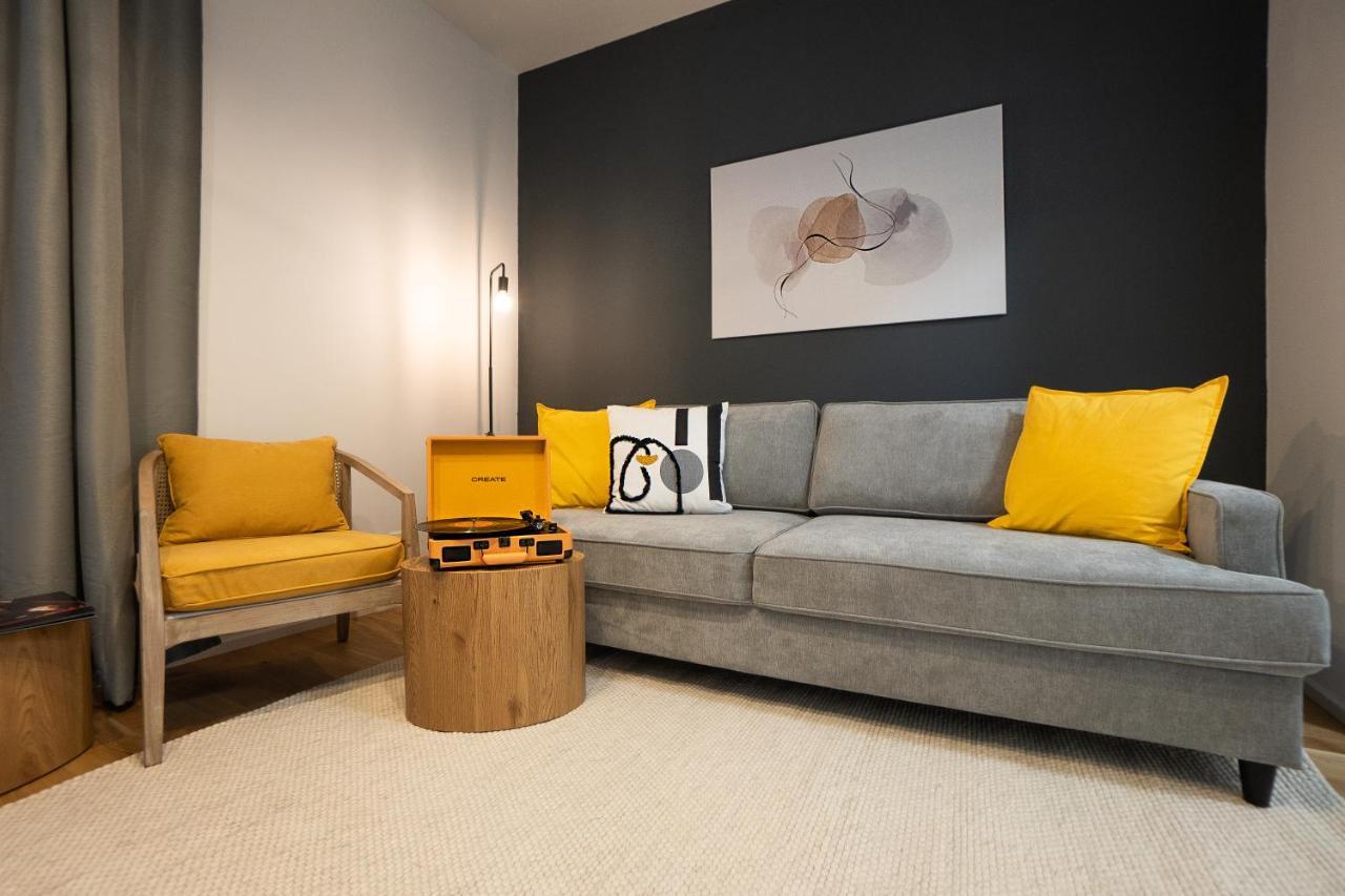 Bright Stylish Apartment With A Balcony In A Top Location Вена Экстерьер фото