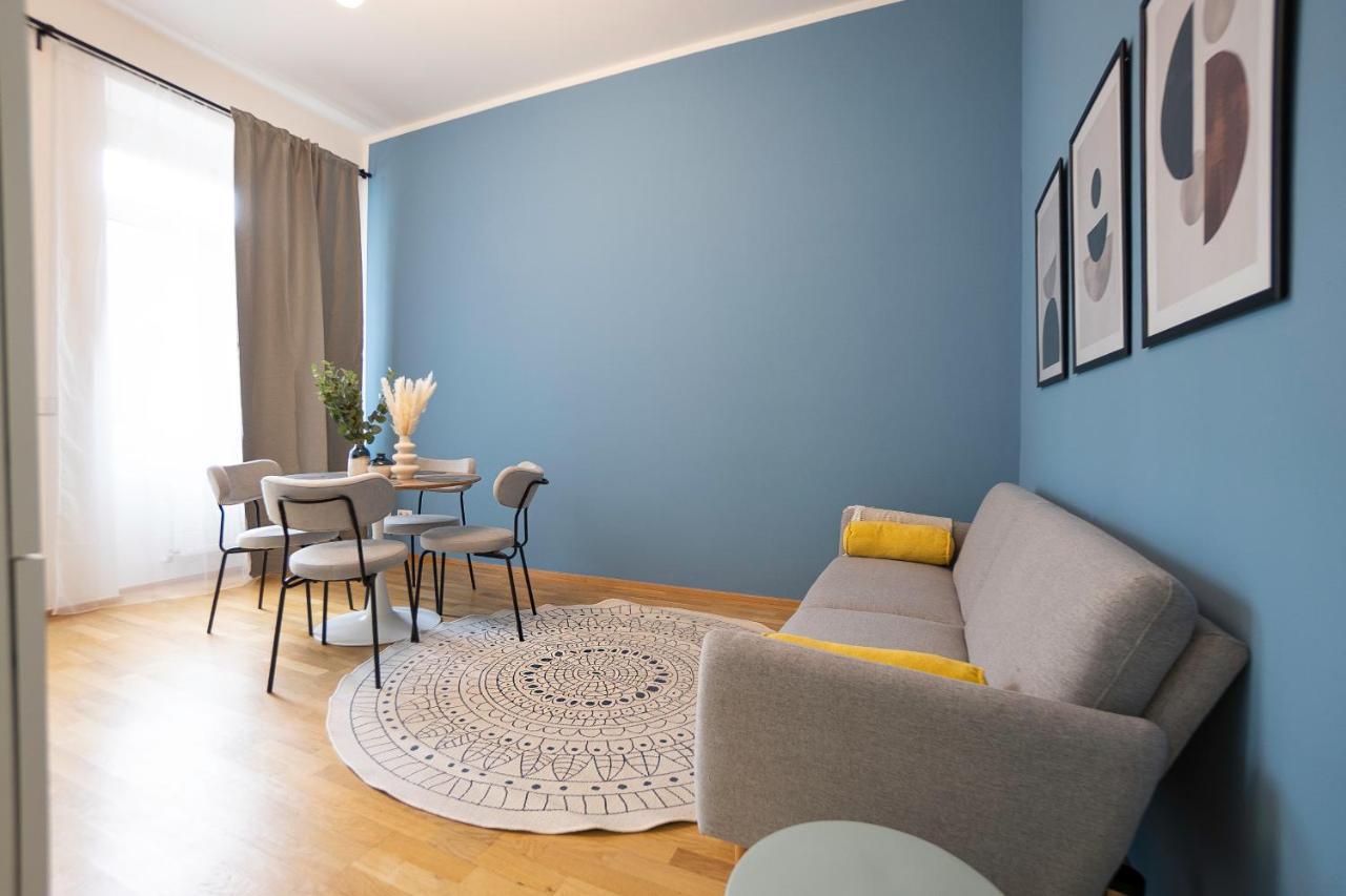 Bright Stylish Apartment With A Balcony In A Top Location Вена Экстерьер фото