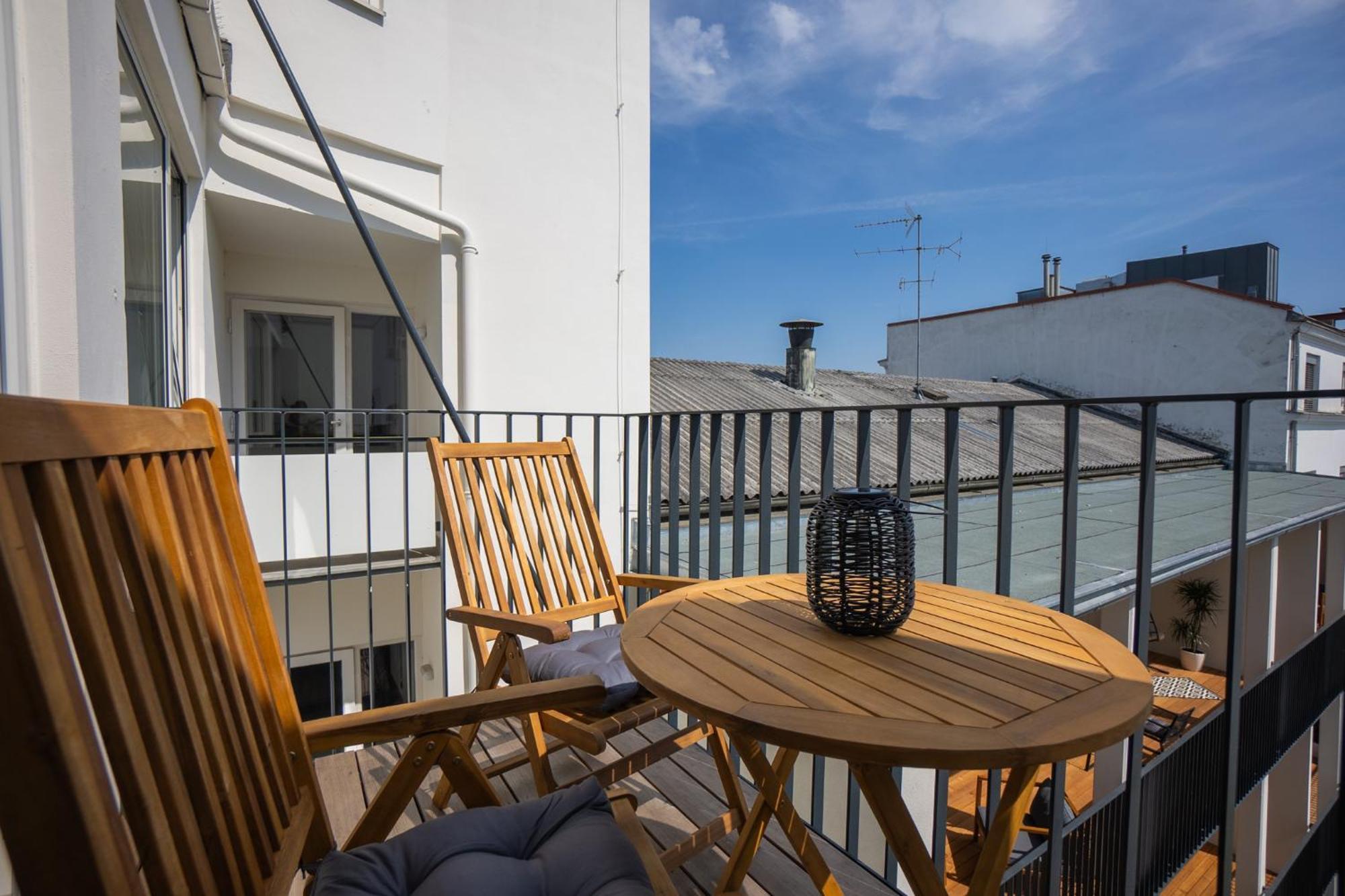Bright Stylish Apartment With A Balcony In A Top Location Вена Экстерьер фото